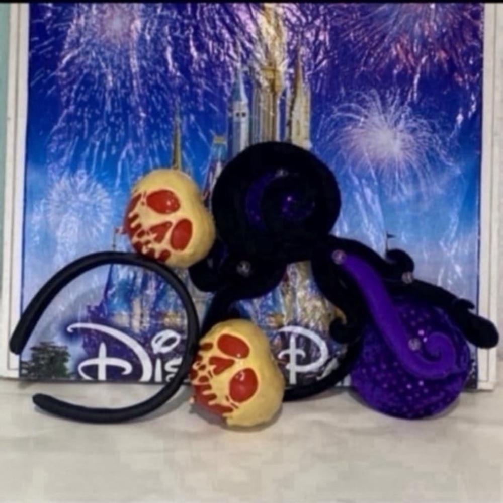 Disney parks ursula and evil queen villains ears SET